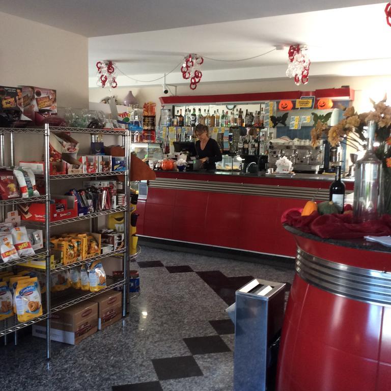 Отель Caffetteria Dell'Angolo Borghetto Secondo Экстерьер фото